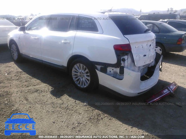 2012 Lincoln MKT 2LMHJ5FR8CBL55049 image 2
