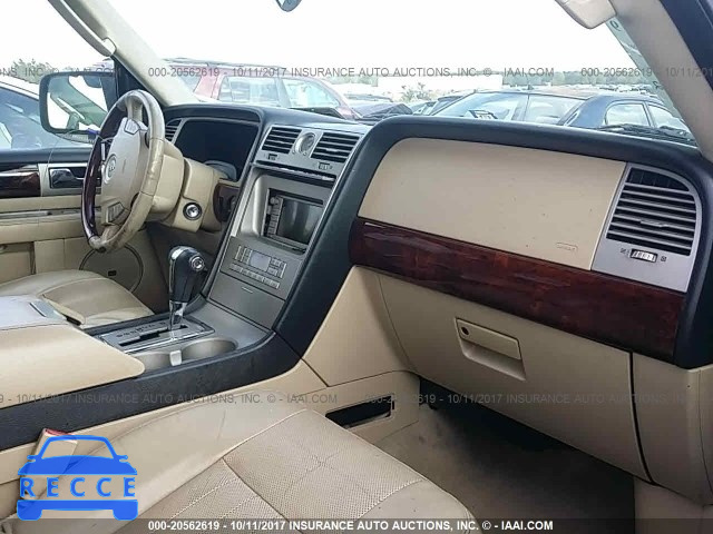 2005 Lincoln Navigator 5LMFU28585LJ16863 image 4