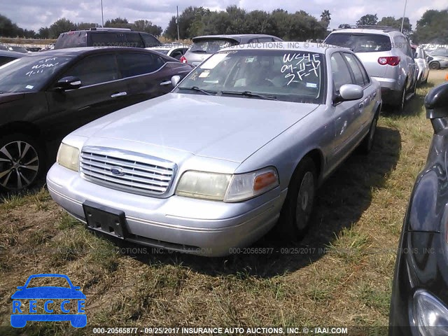 2003 Ford Crown Victoria 2FAFP73W23X108906 image 1