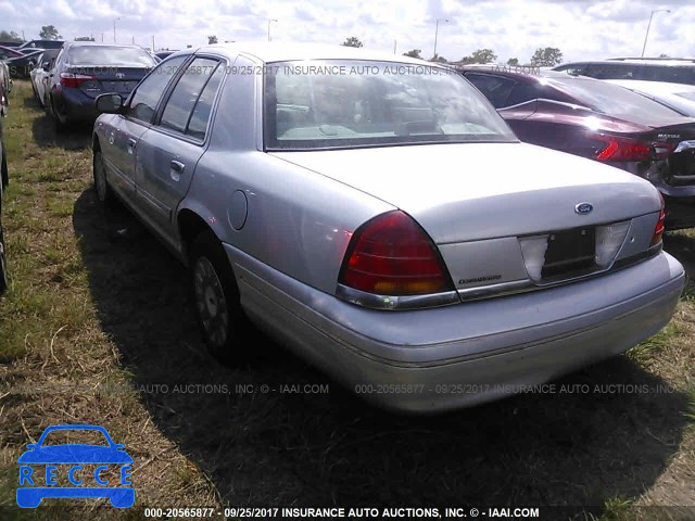 2003 Ford Crown Victoria 2FAFP73W23X108906 image 2