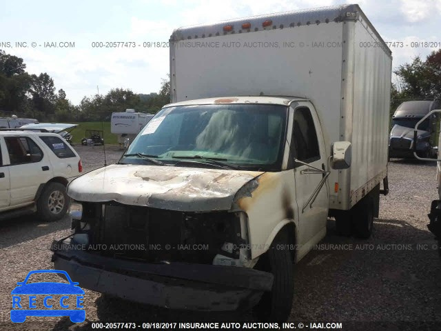 2003 GMC SAVANA CUTAWAY G3500 1GDJG31U331111574 image 1