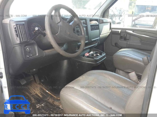 2003 GMC SAVANA CUTAWAY G3500 1GDJG31U331111574 image 4