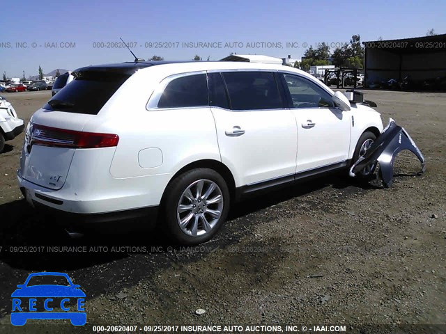 2016 Lincoln MKT 2LMHJ5AT9GBL01090 зображення 3