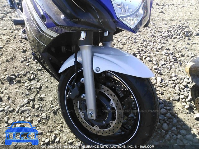 2013 Yamaha FZ6 R JYARJ18E6DA011543 Bild 4