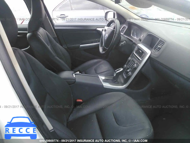 2015 Volvo V60 PREMIER YV140MEB3F1200709 image 4