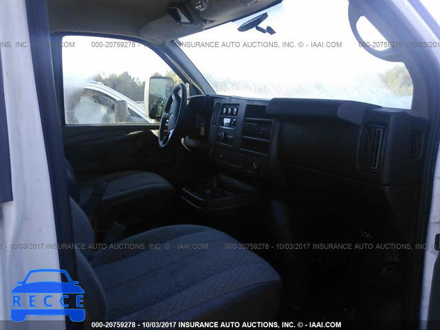 2015 GMC SAVANA CUTAWAY G3500 1GD072CG3F1250914 image 4