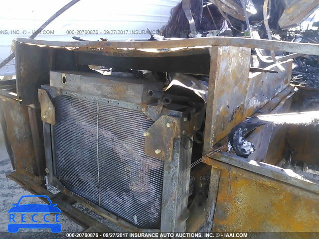 1999 FREIGHTLINER CHASSIS X LINE MOTOR HOME 4UZ6XJCA8XCF52739 image 9