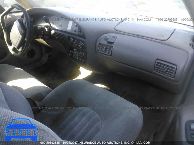 1998 Pontiac Bonneville SE 1G2HX52K7W4212698 image 3