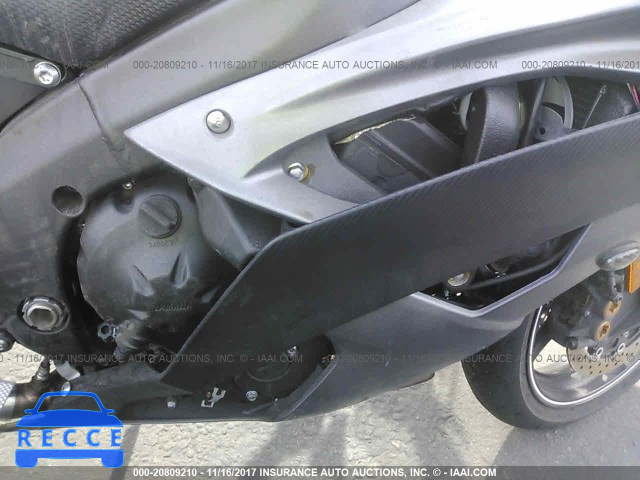 2012 Yamaha YZFR6 JYARJ16E8CA023596 Bild 7