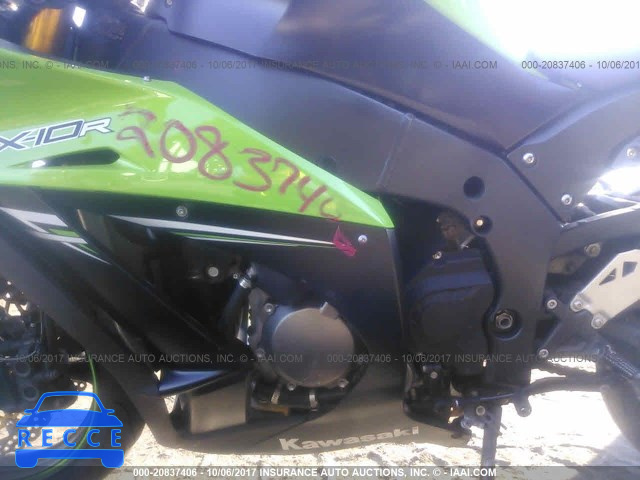 2014 Kawasaki ZX1000 J JKAZXCJ13EA020332 Bild 8