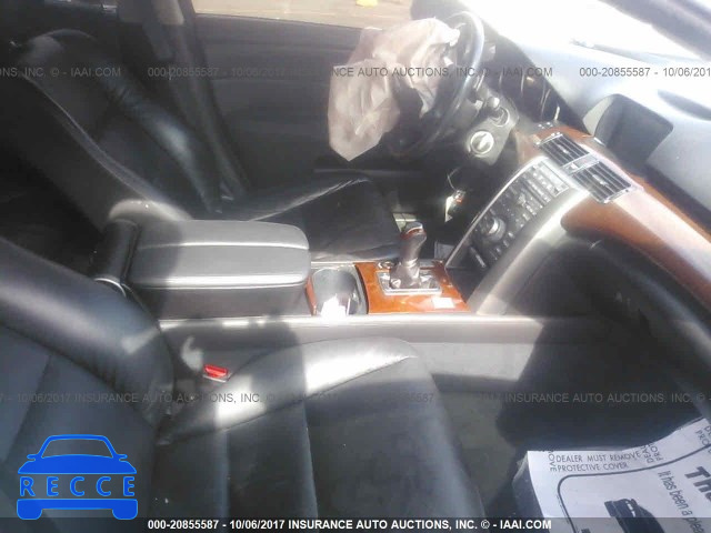 2010 Acura RL JH4KB2F62AC001806 image 4