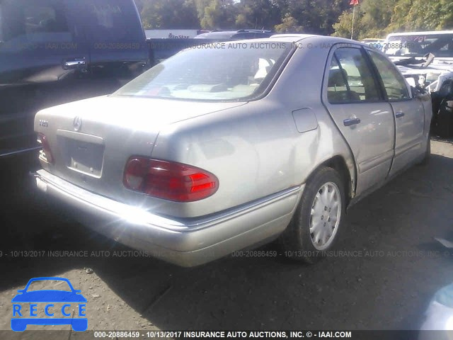 1998 Mercedes-benz E 320 WDBJF65F7WA538795 image 3