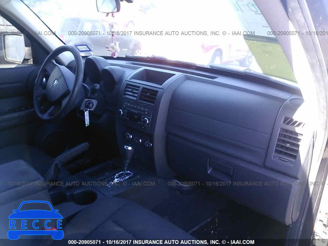 2011 Dodge Nitro HEAT 1D4PT4GKXBW602492 Bild 4