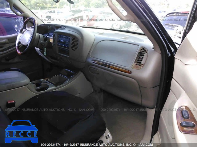 2002 Lincoln Navigator 5LMEU27R22LJ18278 image 4