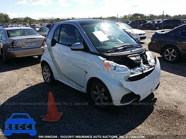 2013 Smart Fortwo PURE/PASSION WMEEJ3BA4DK588121 image 0