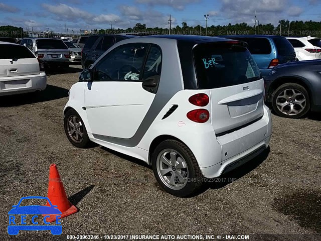 2013 Smart Fortwo PURE/PASSION WMEEJ3BA4DK588121 image 2