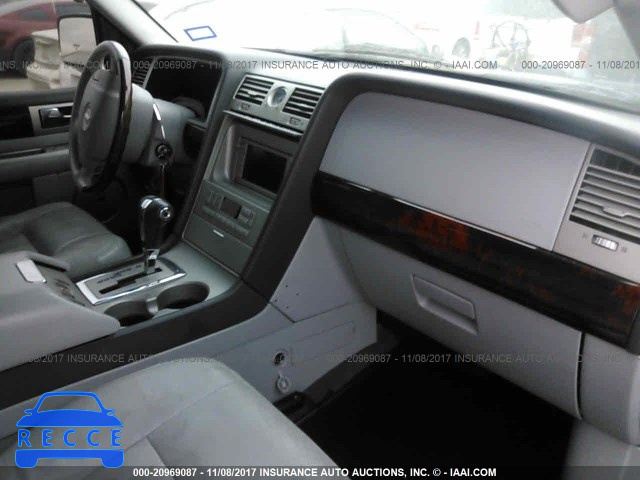 2006 Lincoln Navigator 5LMFU27506LJ11353 зображення 4