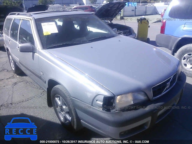 1999 Volvo V70 XC YV1LZ56D4X2604556 image 0