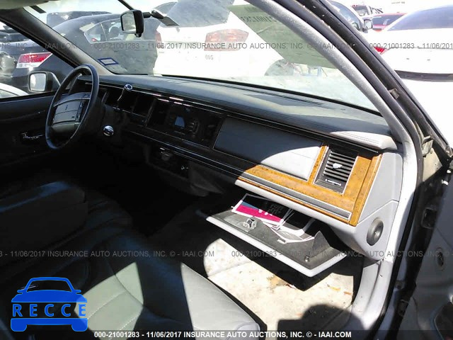 1994 LINCOLN TOWN CAR 1LNLM82W4RY689780 image 4