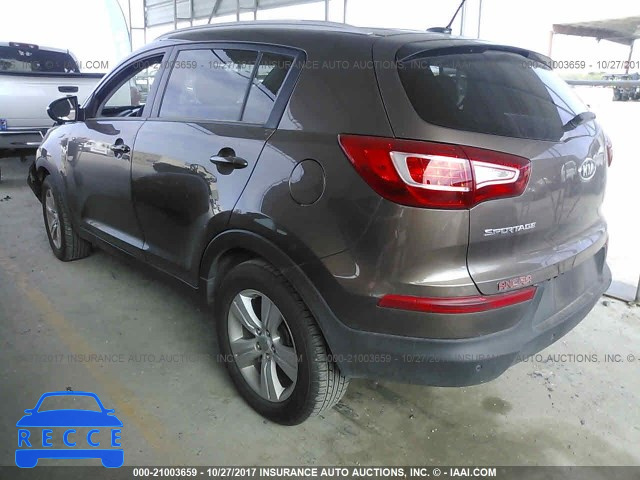 2011 KIA Sportage LX KNDPB3A24B7049934 Bild 2