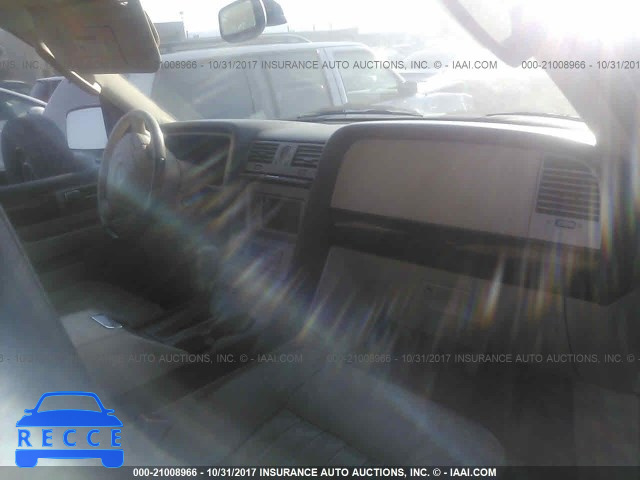 2004 Lincoln Navigator 5LMFU28R14LJ04944 image 4