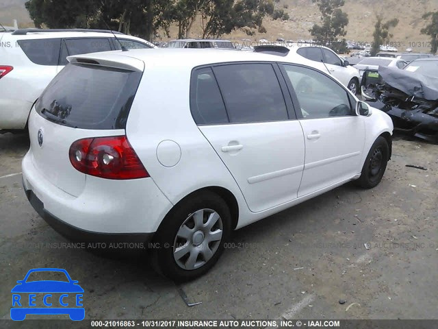 2009 Volkswagen Rabbit WVWDB71K19W085588 image 3
