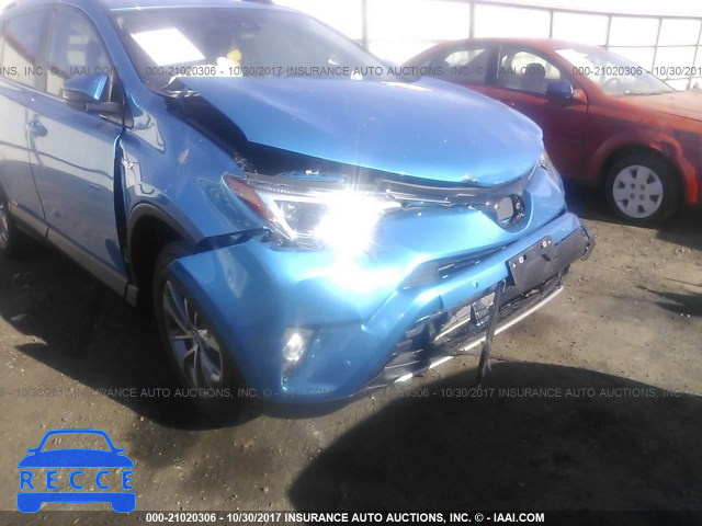 2017 TOYOTA RAV4 HV LE/XLE JTMRJREV0HD085231 Bild 5