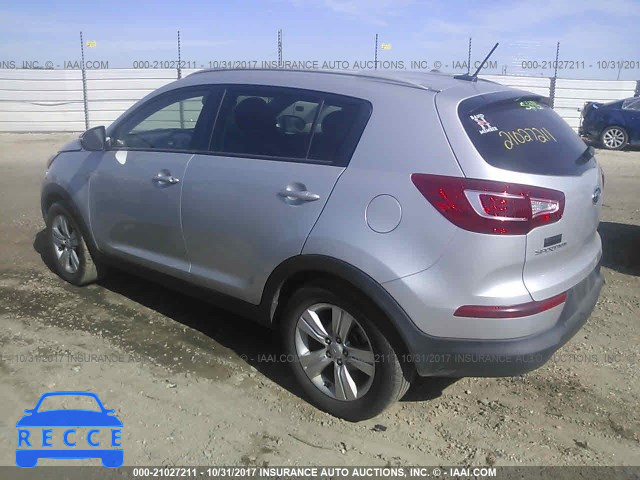 2011 KIA Sportage LX KNDPB3A24B7166607 Bild 2