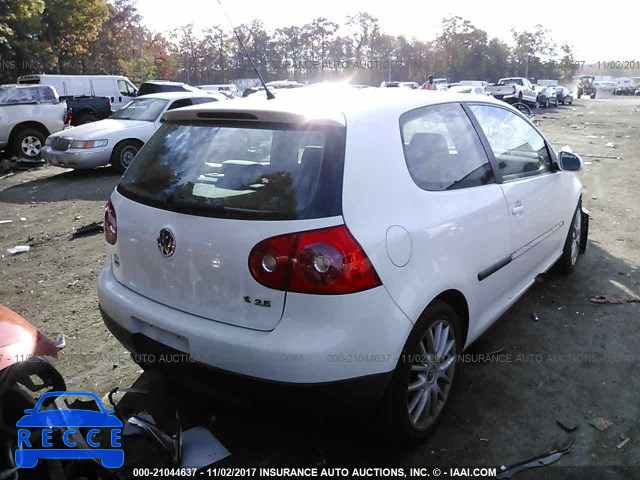 2007 Volkswagen Rabbit WVWBR71K87W135693 image 3