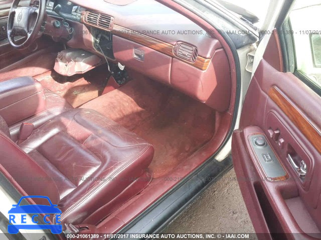 1997 Cadillac Deville 1G6KD54Y3VU231746 image 4
