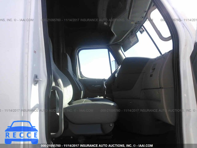 2013 FREIGHTLINER CASCADIA 125 3AKJGLDR2DSFH8515 image 4