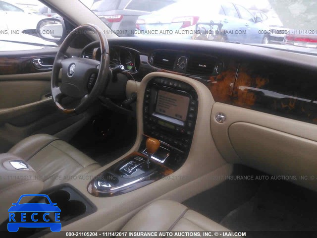 2007 Jaguar XJ8 SAJWA71B07SH18554 image 4