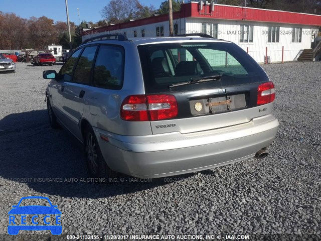 2004 Volvo V40 1.9T YV1VW27544F058885 Bild 2