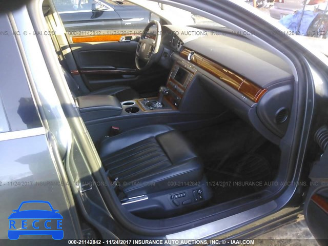 2004 Volkswagen Phaeton 4.2 WVWAF63D548011877 зображення 4