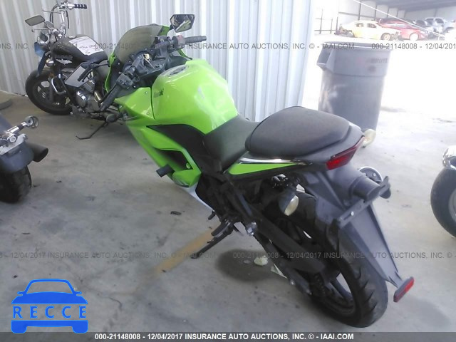 2010 Kawasaki EX250 J JKAEXMJ17ADA60882 Bild 2