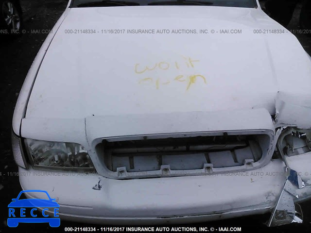 2004 Ford Crown Victoria POLICE INTERCEPTOR 2FAHP71W34X115408 зображення 9