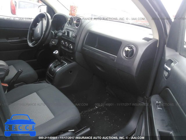 2010 Jeep Compass SPORT 1J4NF4FB4AD518198 image 4