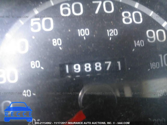 2003 Ford Crown Victoria LX 2FAFP74W33X188585 Bild 6