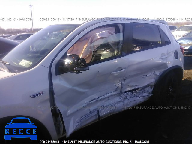 2017 MITSUBISHI OUTLANDER SPORT ES/SE JA4AR3AU6HZ038749 image 5