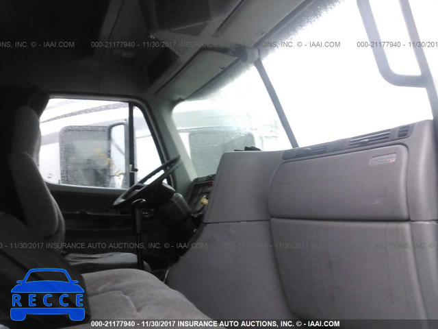 2010 FREIGHTLINER ST120 ST120 1FUJBBDR4ADAP2750 image 4