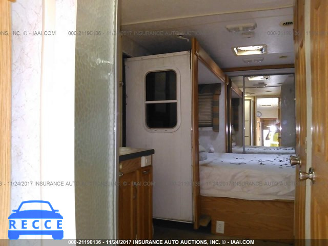 2005 HOLIDAY RAMBLER ALUMASCAPE 1KB331R265E148667 Bild 6