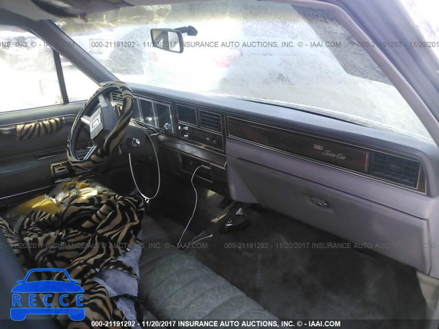 1989 Lincoln Town Car 1LNBM81F0KY786400 зображення 4