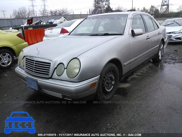 1998 Mercedes-benz E 320 WDBJF65F3WA651286 Bild 1