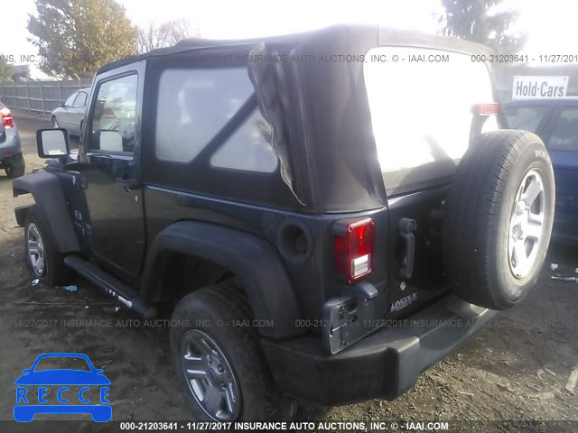 2008 Jeep Wrangler X 1J4FA24158L588312 image 2