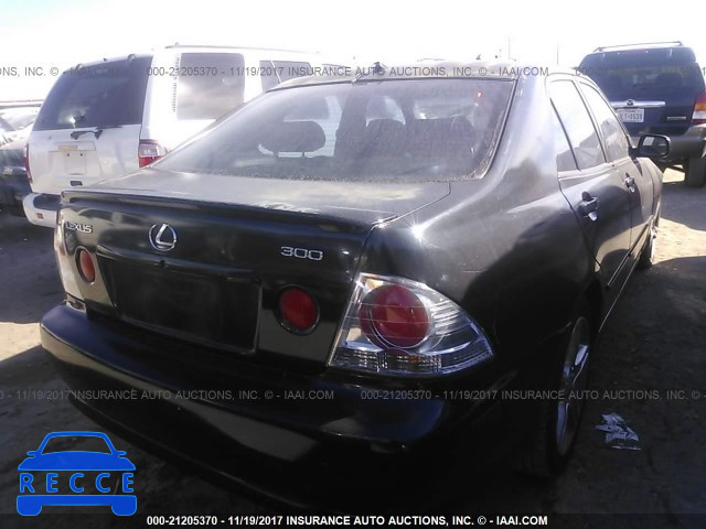 2002 Lexus IS 300 JTHBD192620062883 image 3