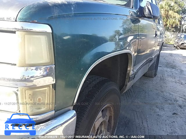1996 CHEVROLET SUBURBAN 1GNFK16R27J386913 Bild 5