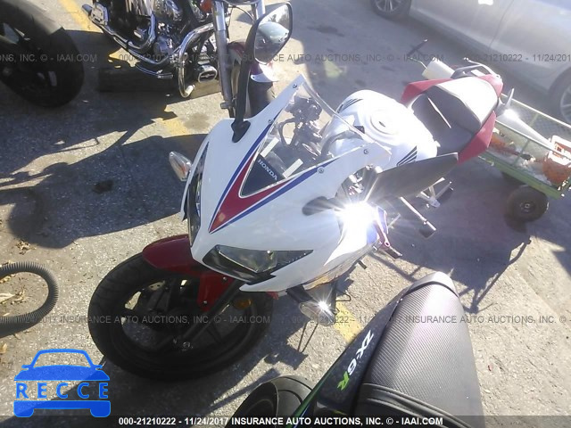 2015 Honda CBR300 R MLHNC5109F5102852 image 1