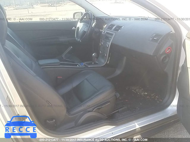 2011 Volvo C30 T5 YV1672MK4B2203522 image 4