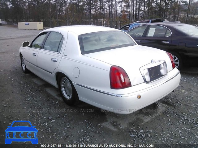 1998 Lincoln Town Car EXECUTIVE 1LNFM81W6WY706430 image 2