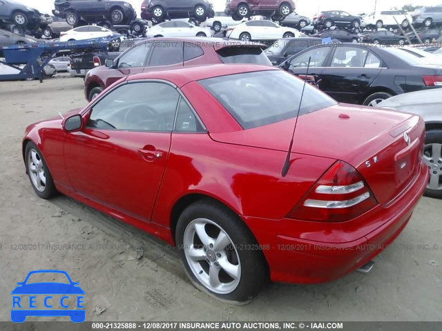 2002 Mercedes-benz SLK 320 WDBKK65F92F267493 Bild 2